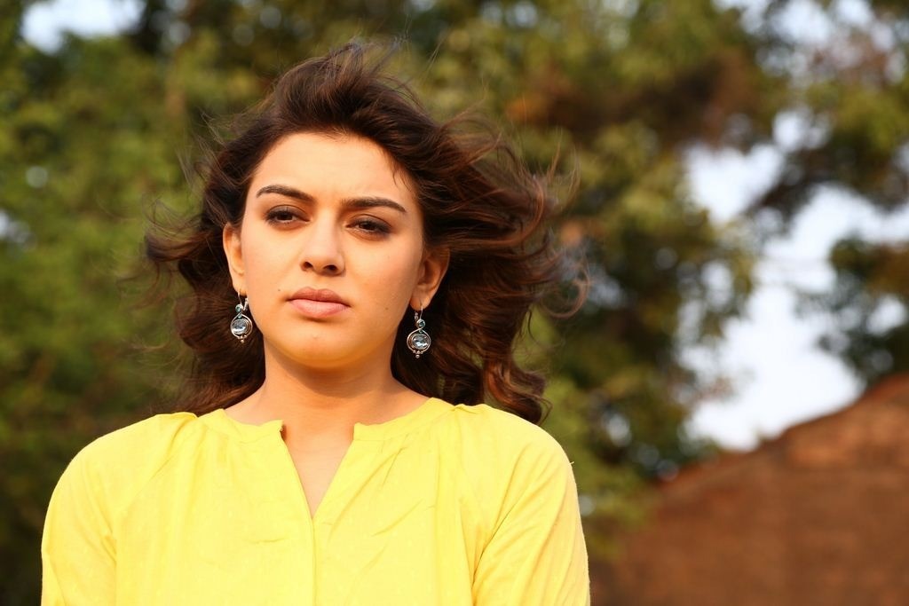 Hansika Stills - 6 / 14 photos