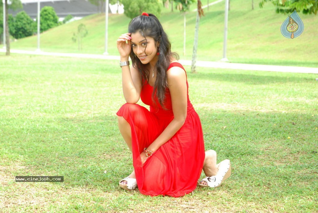 Harika New Gallery - 29 / 65 photos