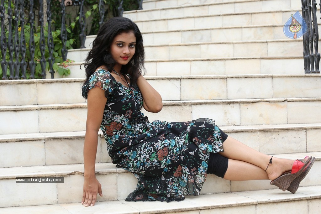 Harika New Photos - 37 / 84 photos