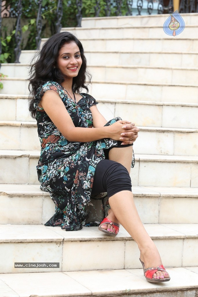 Harika New Photos - 49 / 84 photos