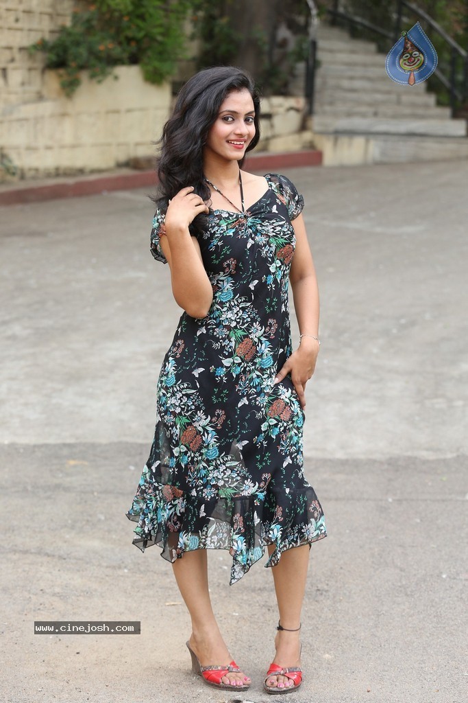 Harika New Photos - 56 / 84 photos