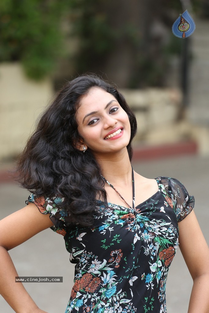 Harika New Photos - 57 / 84 photos