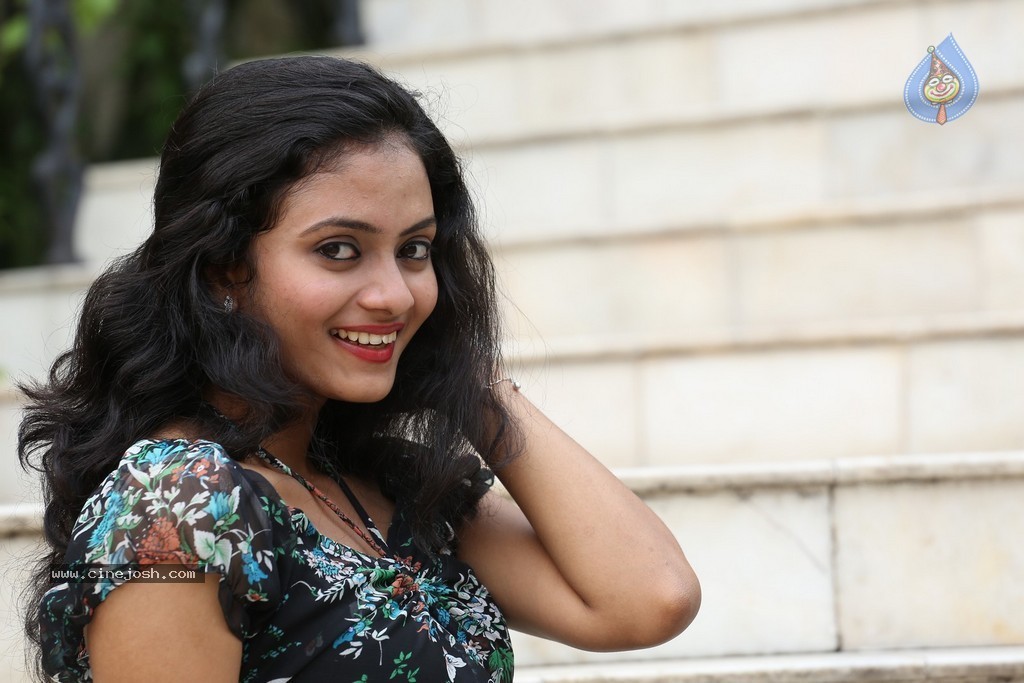 Harika New Photos - 61 / 84 photos