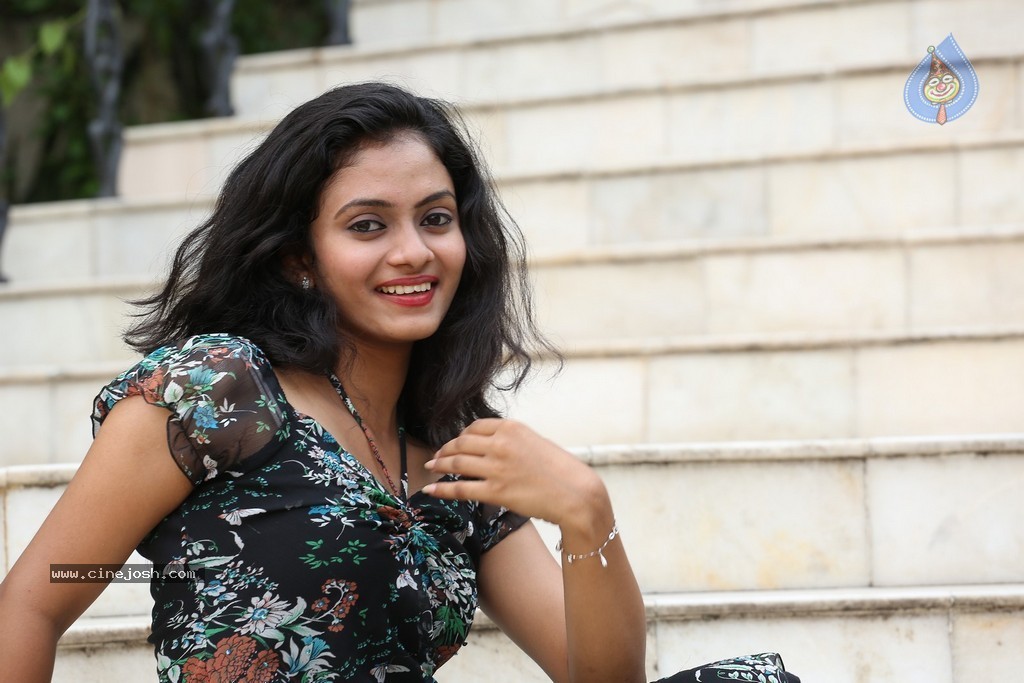 Harika New Photos - 71 / 84 photos