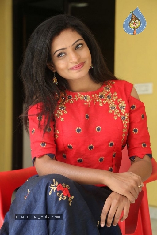 Harika New Photos - 4 / 14 photos