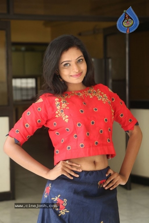 Harika New Photos - 5 / 14 photos