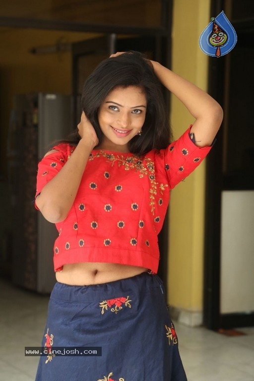 Harika New Photos - 8 / 14 photos