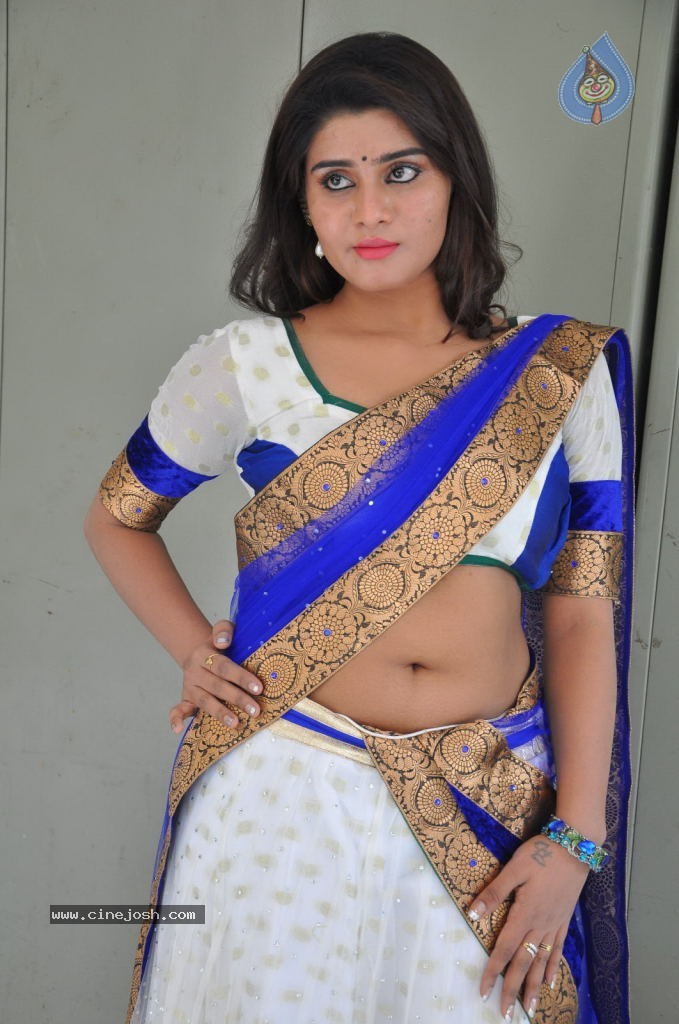 Harini Spicy Stills - 91 / 110 photos