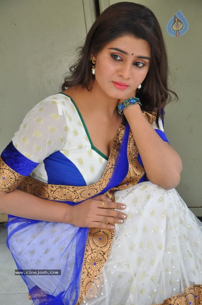 Harini Spicy Stills - 109 / 110 photos