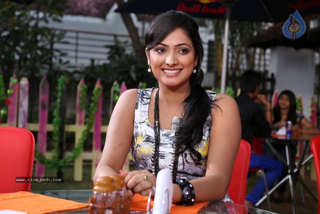 Haripriya Gallery - 88 / 88 photos