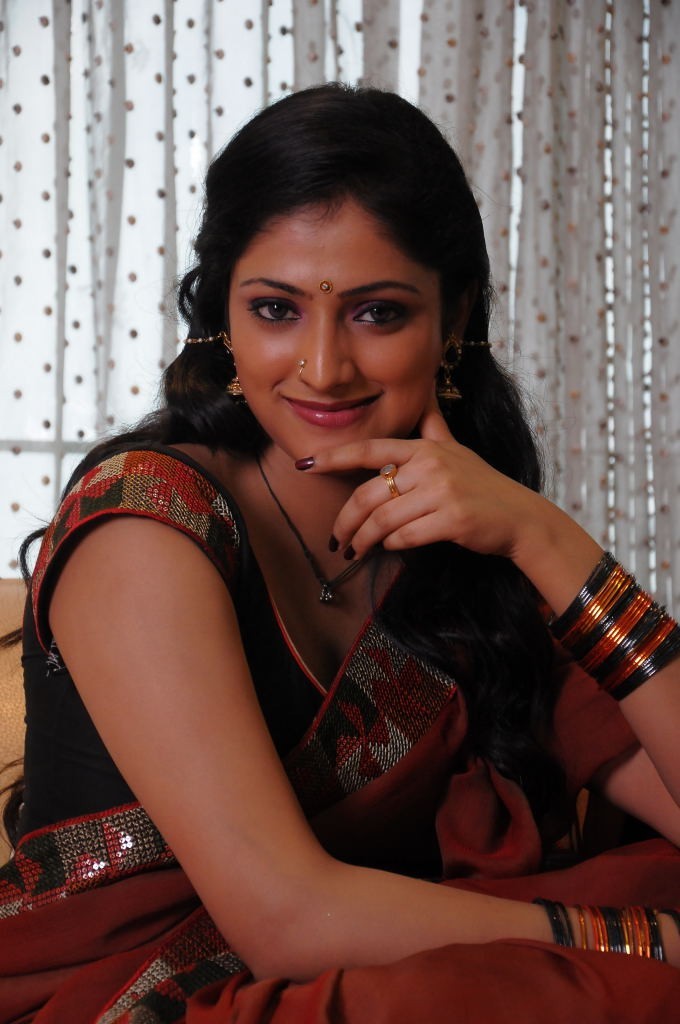 Haripriya Hot Images - Photo 21 of 50