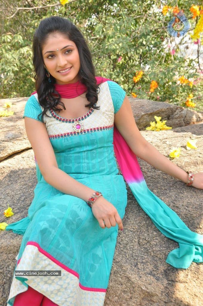 Haripriya Latest Photos - 18 / 47 photos