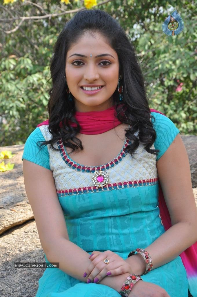 Haripriya Latest Photos - 39 / 47 photos