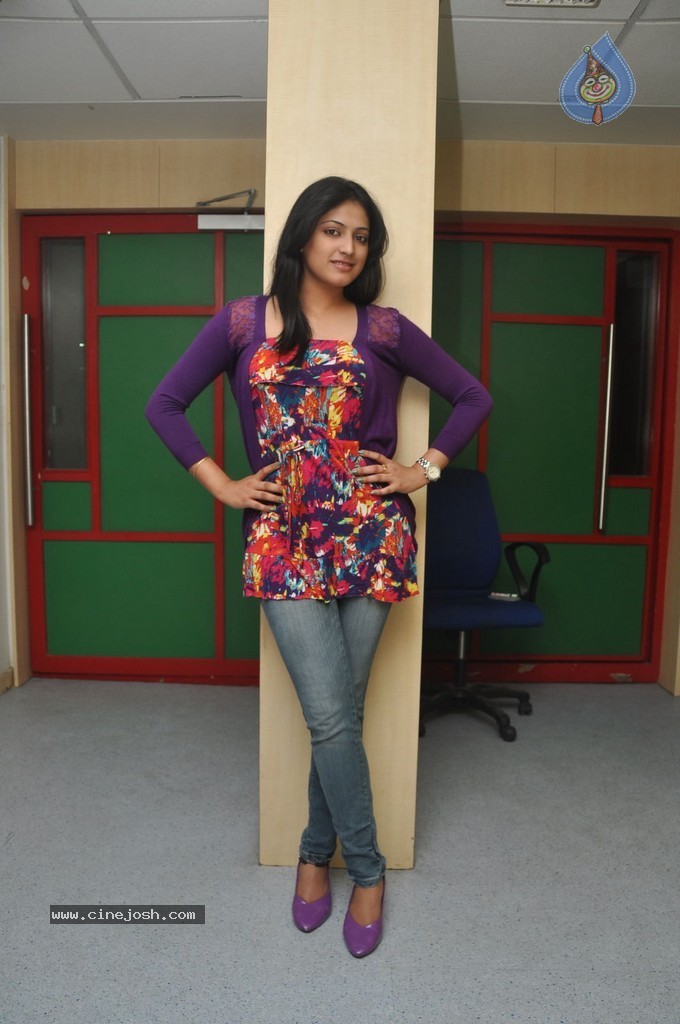 Haripriya Latest Pics - 25 / 73 photos