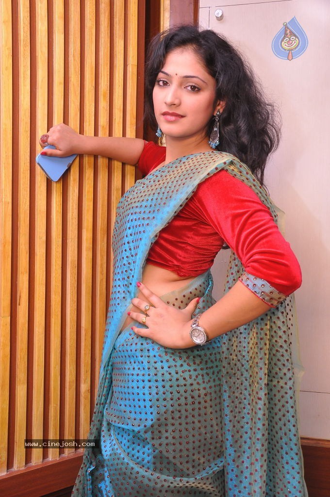 Haripriya Latest Stills - 64 / 85 photos