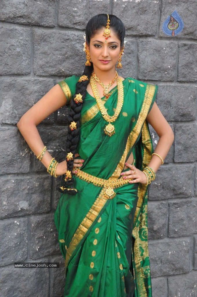 Haripriya Latest Stills - 66 / 77 photos