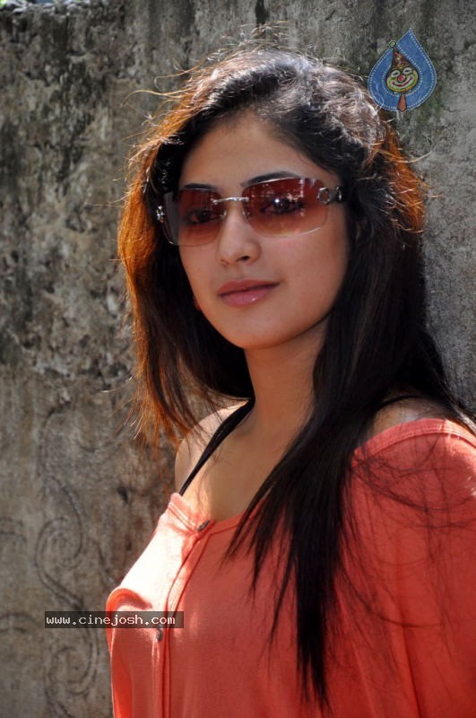 Haripriya Latest Stills - 68 / 89 photos