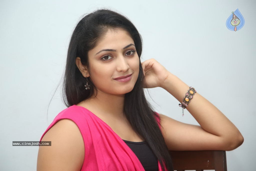 Haripriya New Gallery - 63 / 93 photos