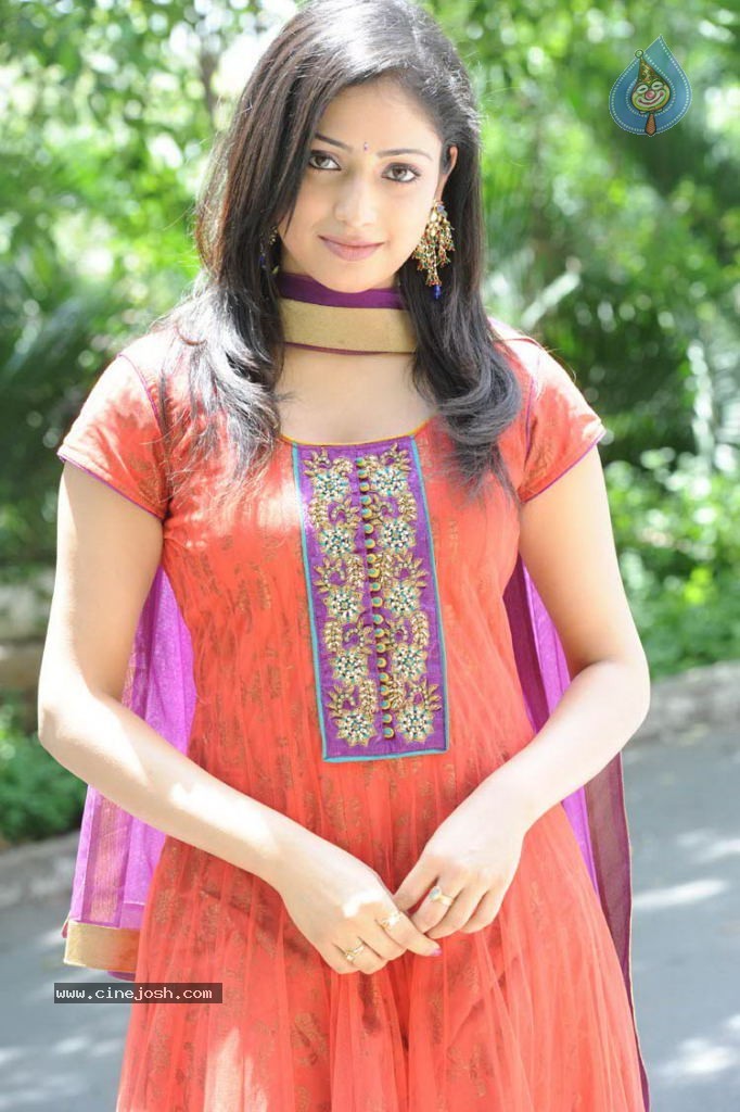 Haripriya New Photos - 5 / 31 photos