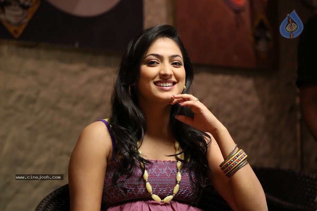 Haripriya New Photos - 60 / 77 photos