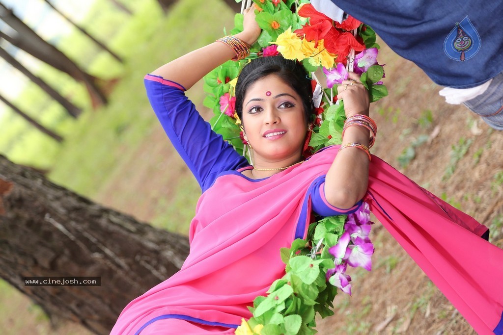 Haripriya New Pics - 72 / 77 photos