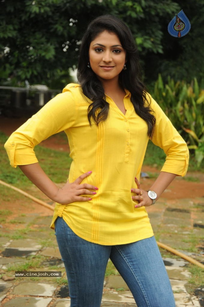 Haripriya Pics - 6 / 56 photos