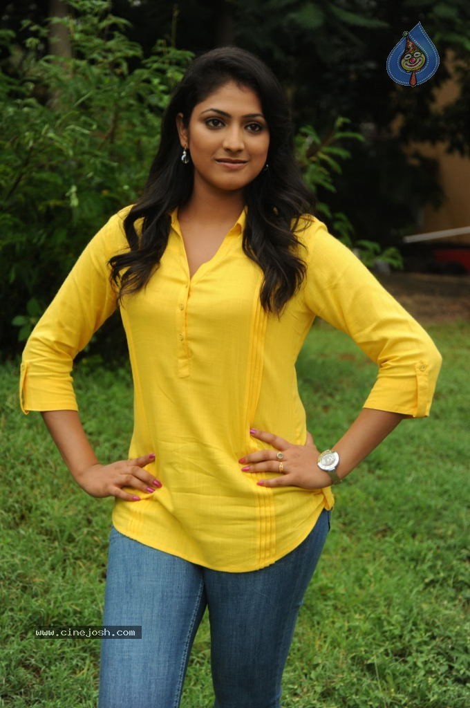 Haripriya Pics - 41 / 56 photos