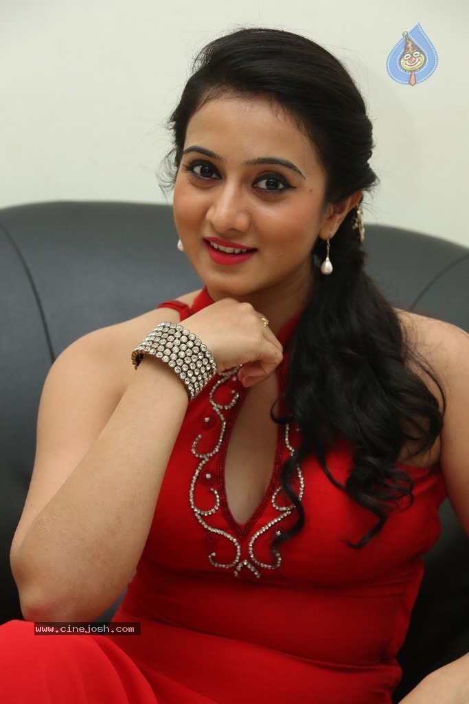 Harshika Photos - 43 / 60 photos