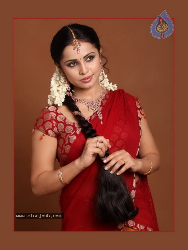 Hasika Stills - 19 / 34 photos