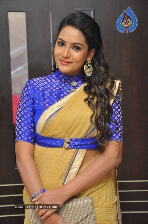 Himaja New Gallery - 9 / 10 photos