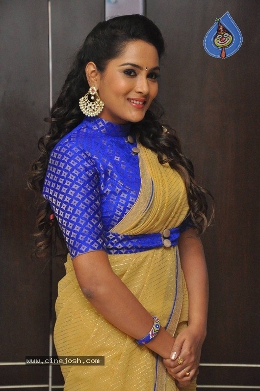 Himaja New Gallery - 10 / 10 photos