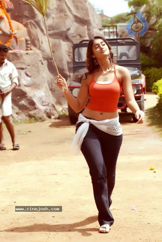 Ileana Spicy Gallery  - 6 / 16 photos