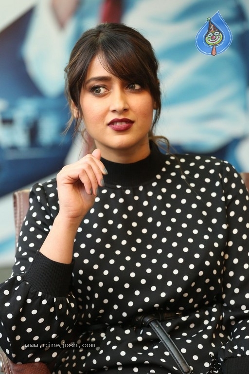 Ileana Interview Stills - 24 / 36 photos