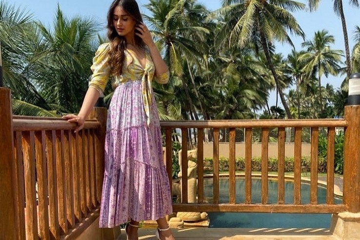 Ileana Stills - 2 / 16 photos