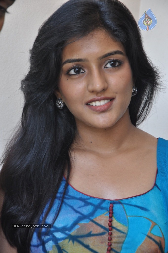 Isha Stills - 17 / 43 photos