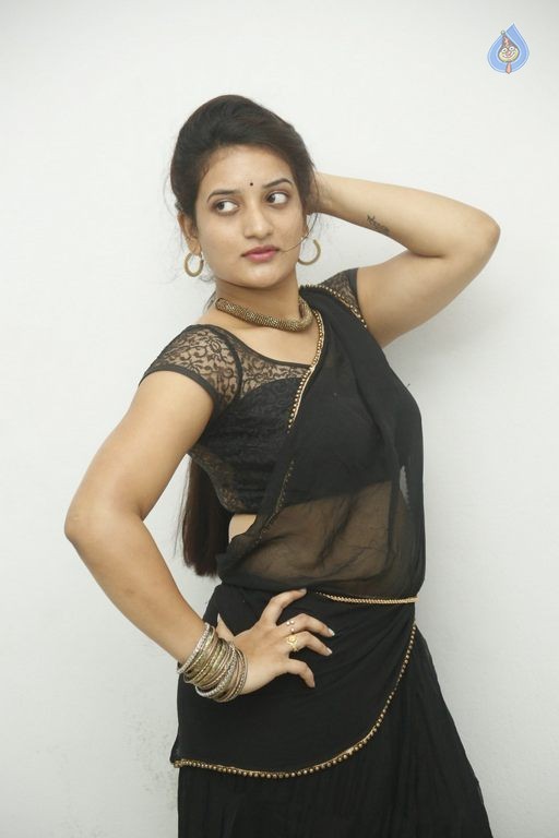 Janani New Photos - 9 / 30 photos