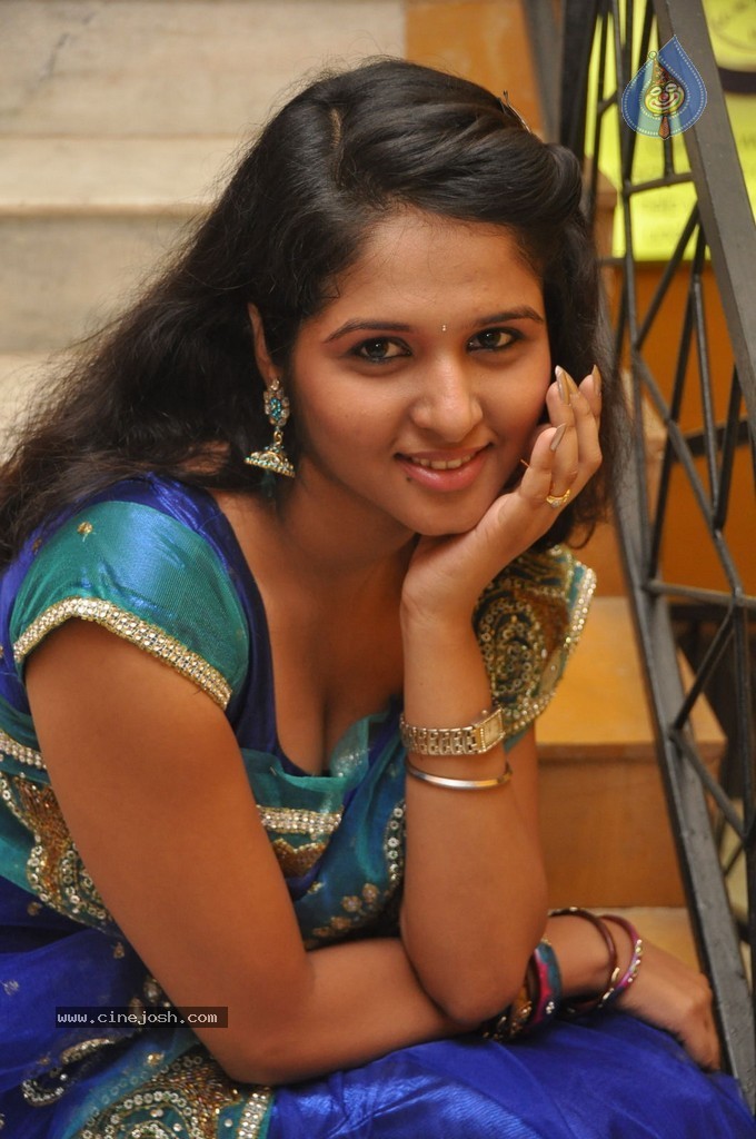 Jayanthi Rajput Stills - 62 / 80 photos