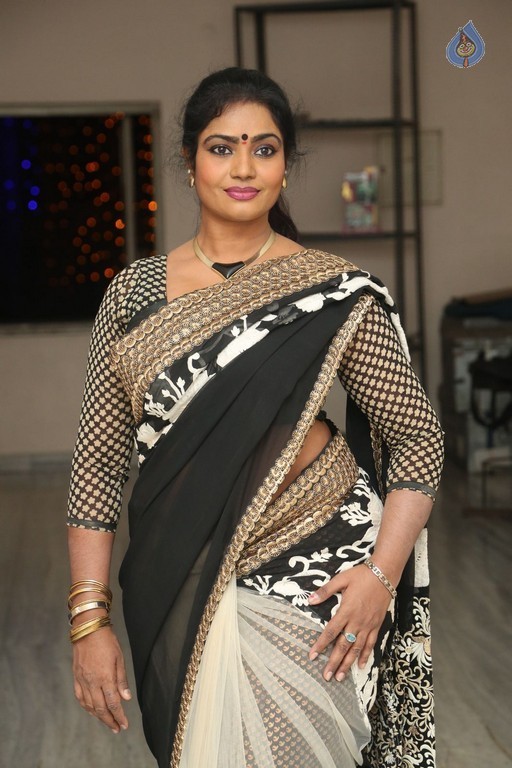 Jayavani Latest Gallery - 7 / 32 photos