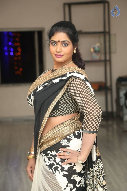 Jayavani Latest Gallery - 8 / 32 photos