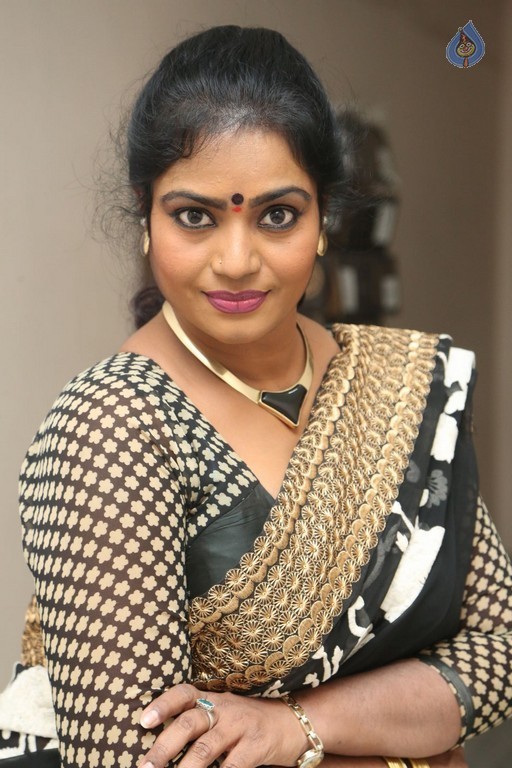 Jayavani Latest Gallery - 23 / 32 photos