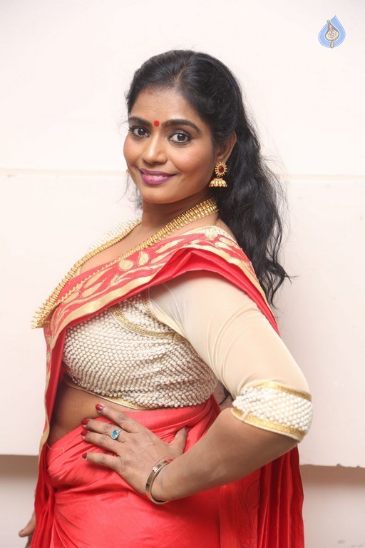 Jayavani New Photos - 26 / 42 photos