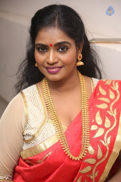 Jayavani New Photos - 30 / 42 photos