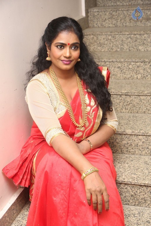 Jayavani New Photos - 36 / 42 photos