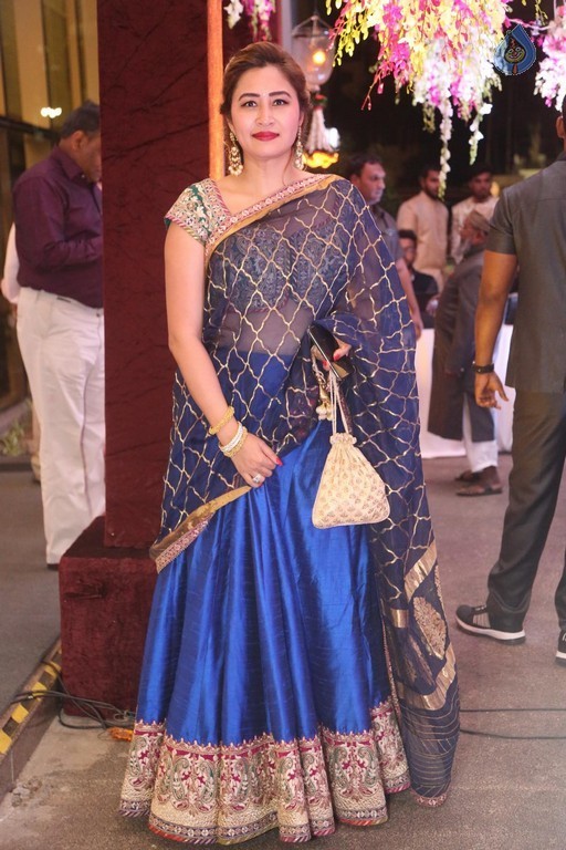 Jwala Gutta New Gallery - 29 / 35 photos