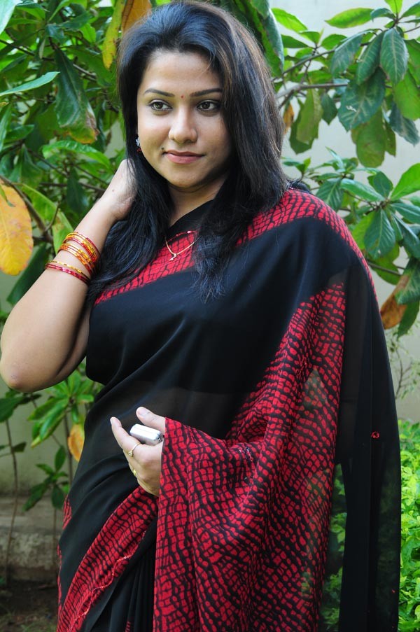 Jyothi - Gentleman - Photos - 9 / 60 photos