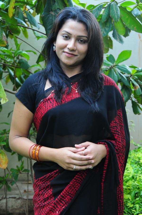 Jyothi - Gentleman - Photos - 16 / 60 photos