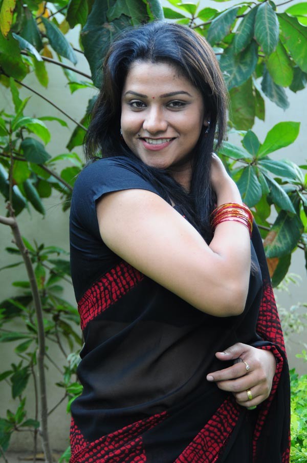 Jyothi - Gentleman - Photos - 19 / 60 photos