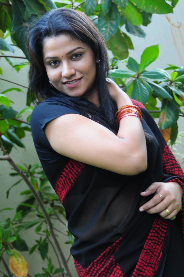 Jyothi - Gentleman - Photos - 20 / 60 photos