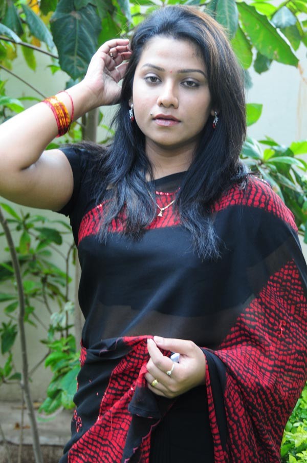 Jyothi - Gentleman - Photos - 28 / 60 photos