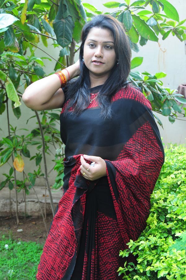 Jyothi - Gentleman - Photos - 30 / 60 photos